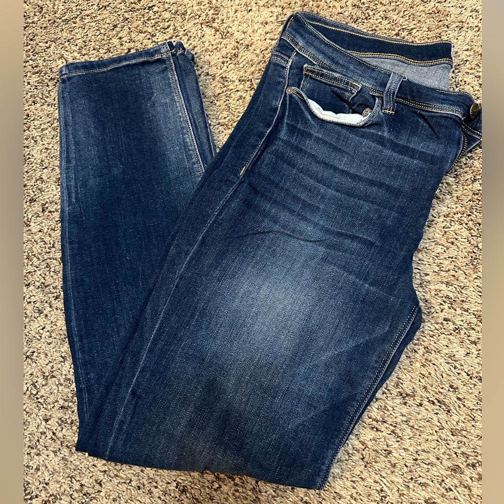 VGUC id:23 skinny jeans size 31